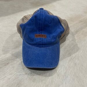 Ariat hat
